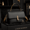 European and American Style Elegant Handbags Black / code=exkn3b